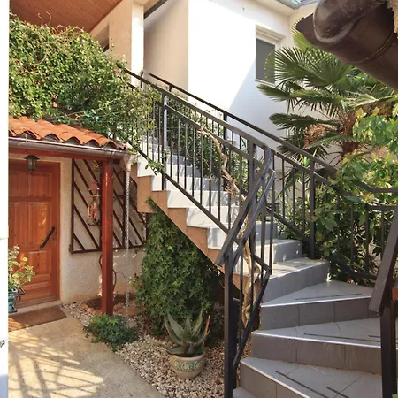 Apartment Pet Friendly Apartment In Fazana With Wifi